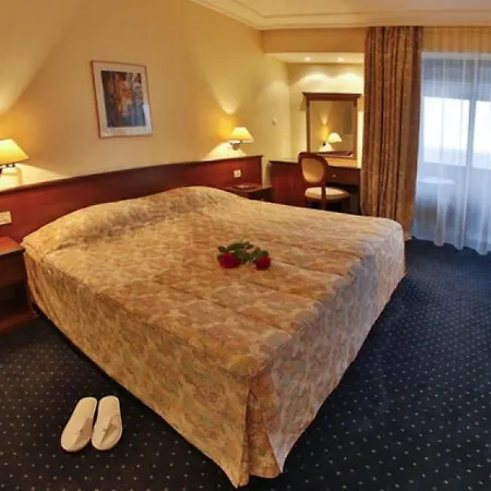 Курортный комплекс Imperial And Spa, Riviera Club