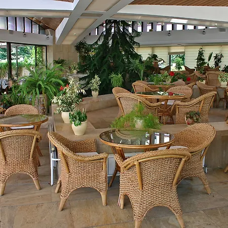 Курортный комплекс Imperial And Spa, Riviera Club Золотые Пески